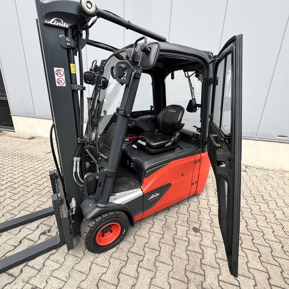 Linde E20L (386-02) EVO - Empilhador elétrico: foto 4 Linde E20L (386-02) EVO - Empilhador elétrico: foto 4