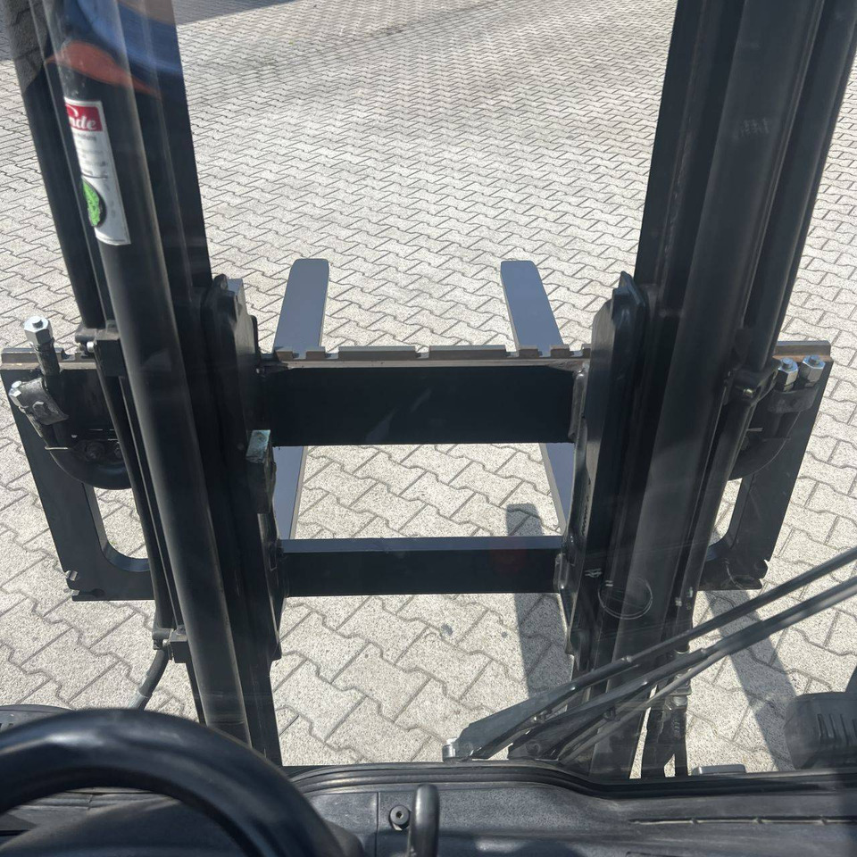 Empilhador elétrico Linde E20PH (386-02) EVO: foto 12 Empilhador elétrico Linde E20PH (386-02) EVO: foto 12