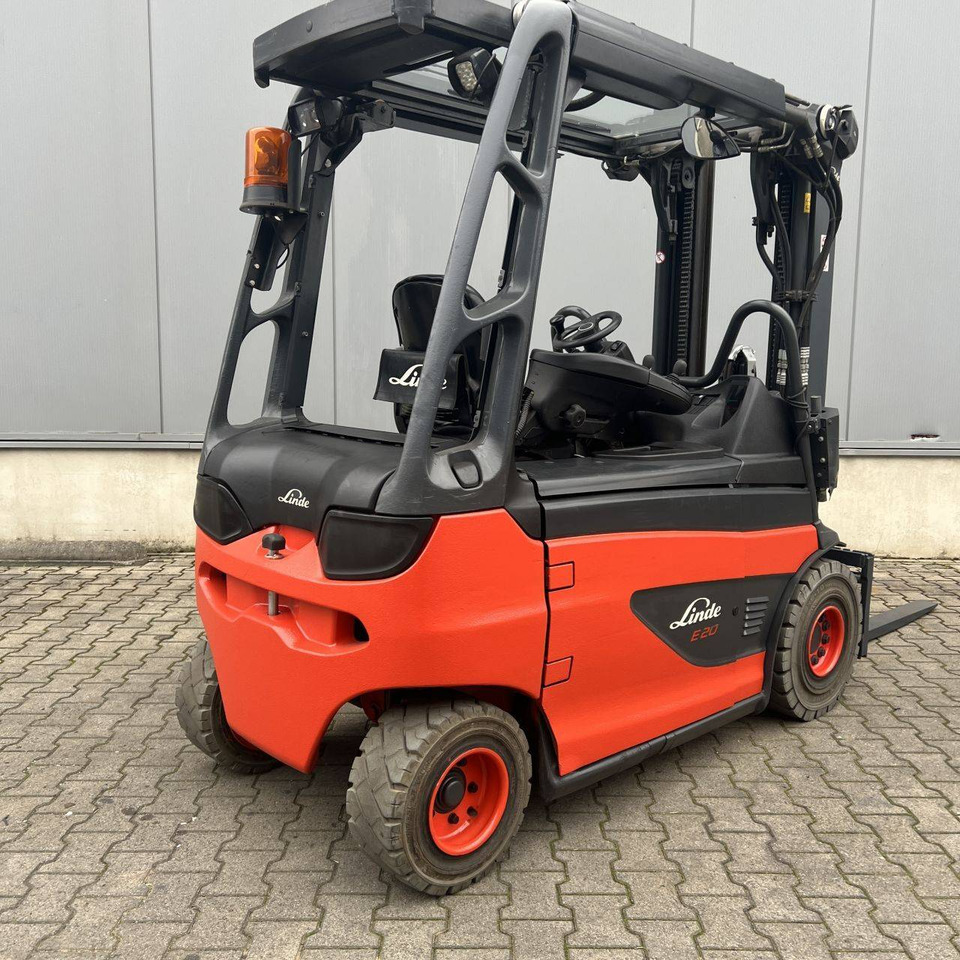 Linde E20R (387) Roadster - Empilhador elétrico: foto 4 Linde E20R (387) Roadster - Empilhador elétrico: foto 4