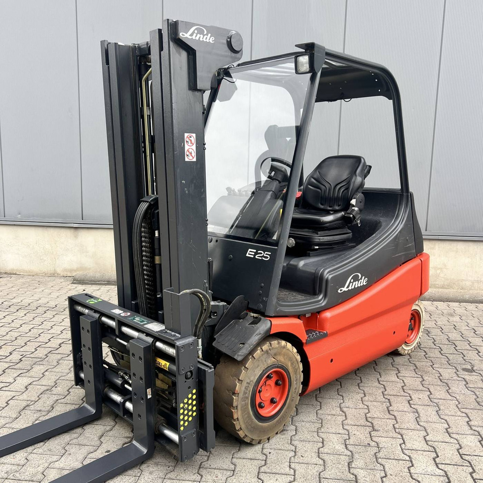 Linde E25 (336-02) - Empilhador elétrico: foto 1 Linde E25 (336-02) - Empilhador elétrico: foto 1