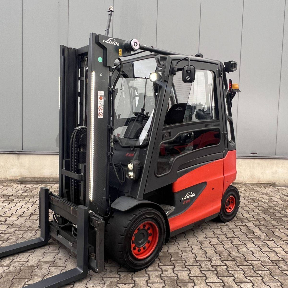 Linde E35/600H (388) - Empilhador elétrico: foto 1 Linde E35/600H (388) - Empilhador elétrico: foto 1