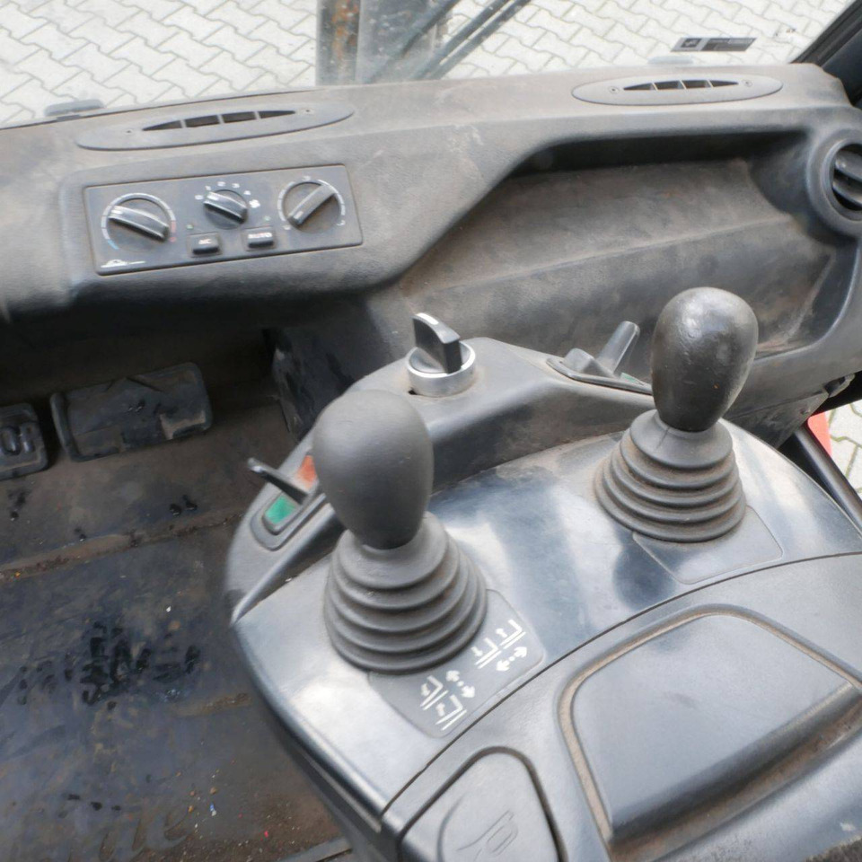 Linde H80D/900 (396-02) - Empilhador a diesel: foto 5 Linde H80D/900 (396-02) - Empilhador a diesel: foto 5