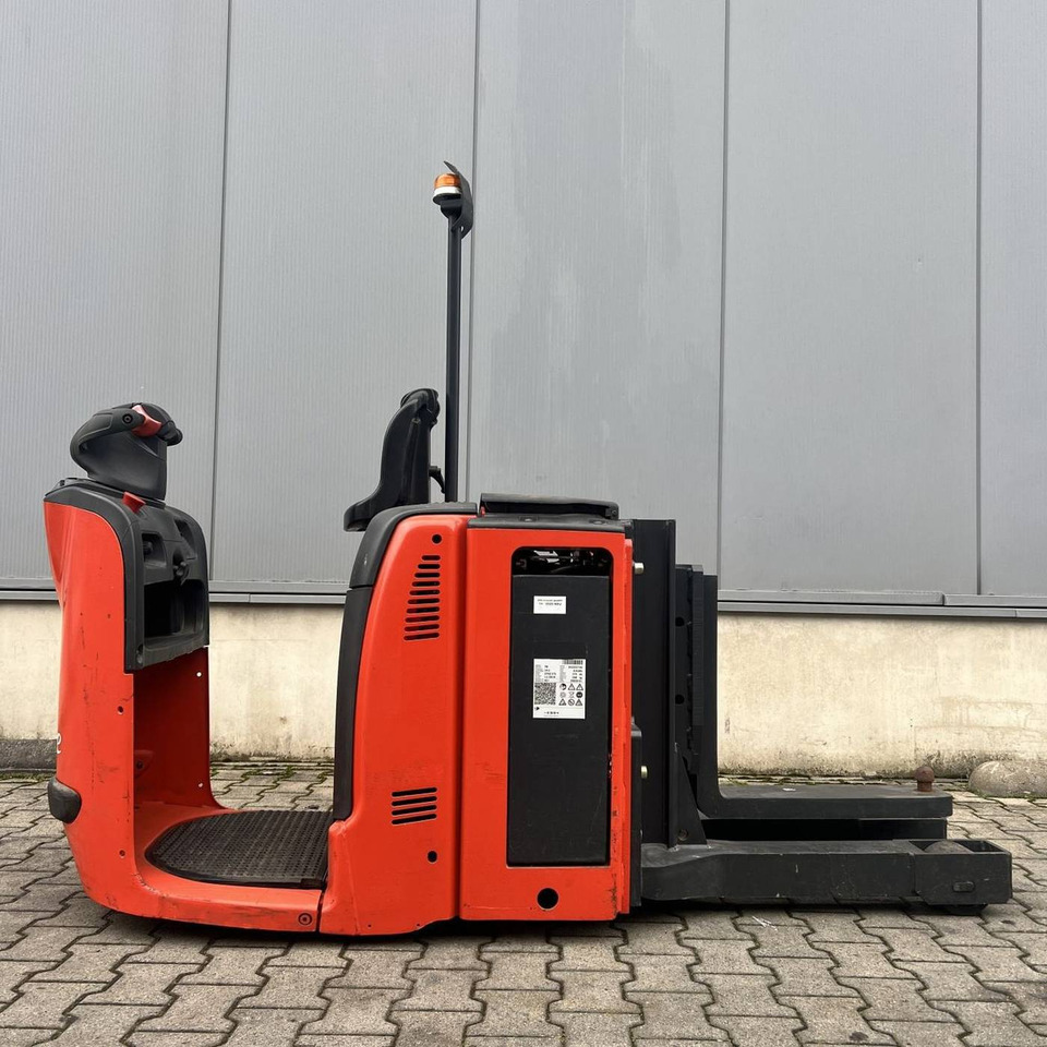 Linde P30 (132) - Trator elétrics: foto 1 Linde P30 (132) - Trator elétrics: foto 1