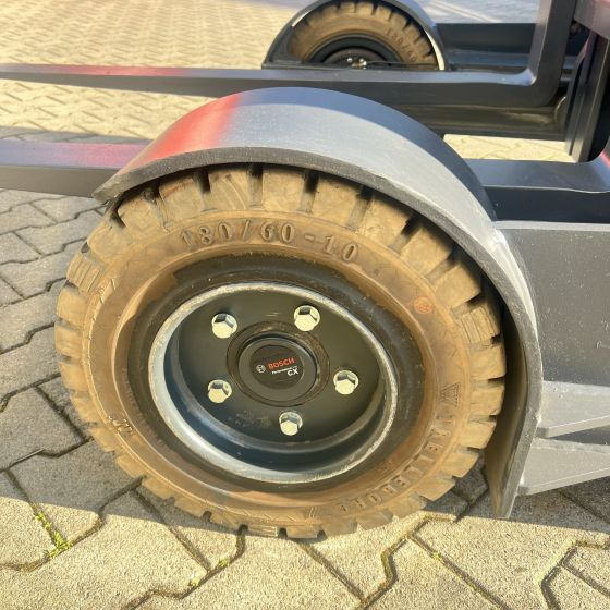Empilhador retráctil Linde R14G (1120): foto 9