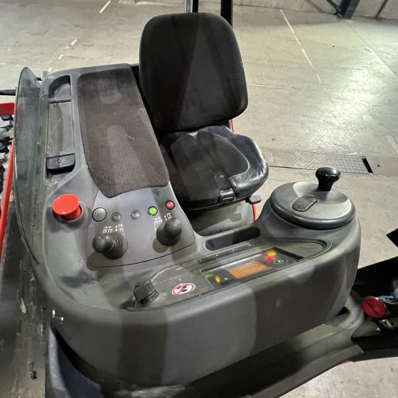 Linde R16 (1120) - Empilhador retráctil: foto 5 Linde R16 (1120) - Empilhador retráctil: foto 5