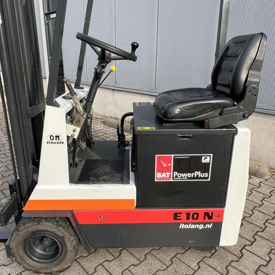 OM Pimespo E10N - Empilhador elétrico: foto 4 OM Pimespo E10N - Empilhador elétrico: foto 4