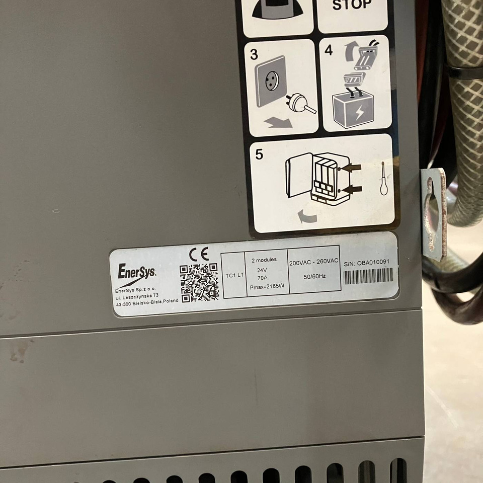 Hawker 24V/70A TC1 LT - Peça de reposição para Equipamento de movimentação: foto 5 Hawker 24V/70A TC1 LT - Peça de reposição para Equipamento de movimentação: foto 5