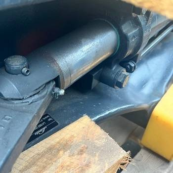 Eixo e peças para Equipamento de movimentação Rear axle LA1603 2501 for Linde 394-02: foto 8 Eixo e peças para Equipamento de movimentação Rear axle LA1603 2501 for Linde 394-02: foto 8