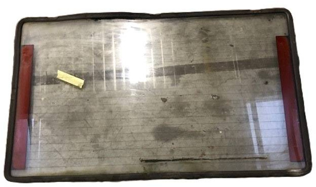 Rear window - Vidro e peças para Equipamento de movimentação: foto 1 Rear window - Vidro e peças para Equipamento de movimentação: foto 1