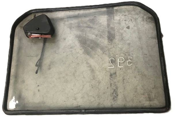 Rear window - Vidro e peças para Equipamento de movimentação: foto 3 Rear window - Vidro e peças para Equipamento de movimentação: foto 3