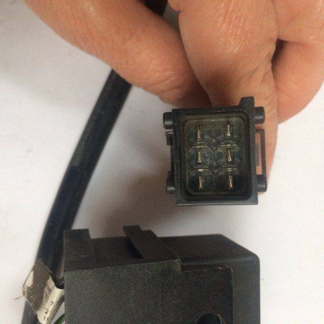 Resistor for Linde - Comutador de coluna de direção para Equipamento de movimentação: foto 2 Resistor for Linde - Comutador de coluna de direção para Equipamento de movimentação: foto 2
