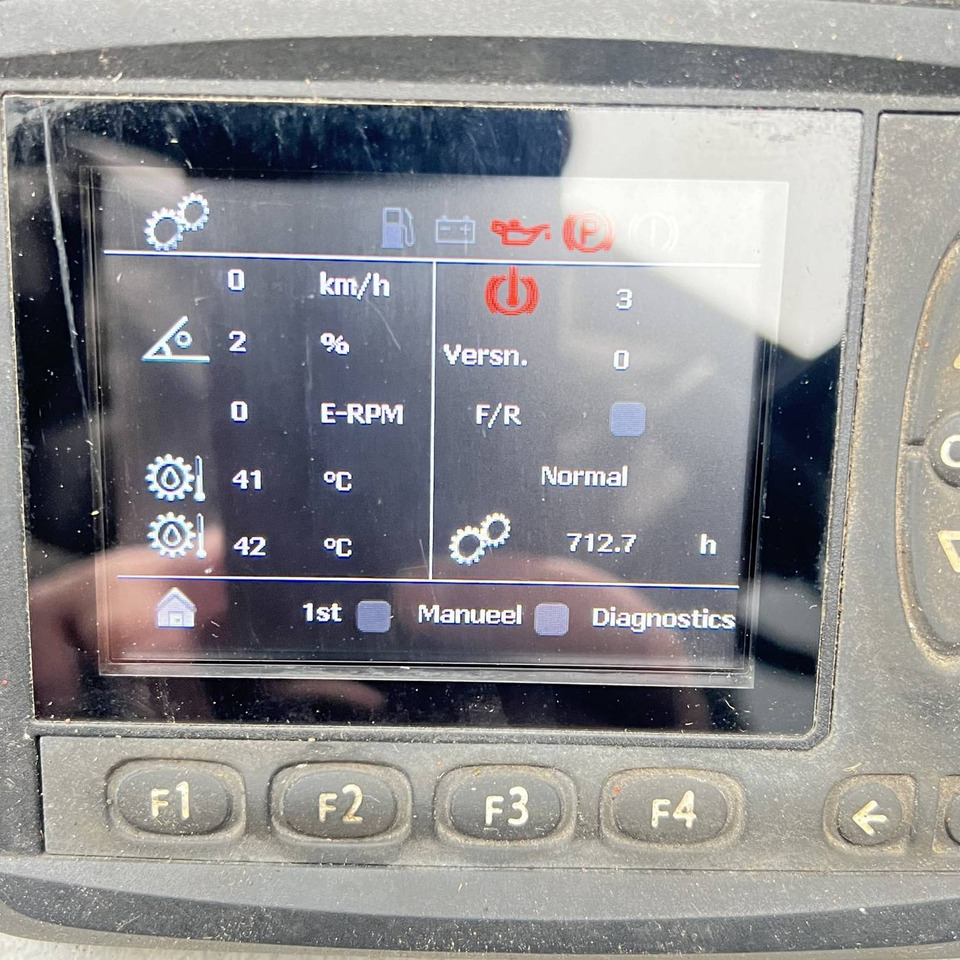 Empilhador a diesel SMV 10-600B: foto 12 Empilhador a diesel SMV 10-600B: foto 12