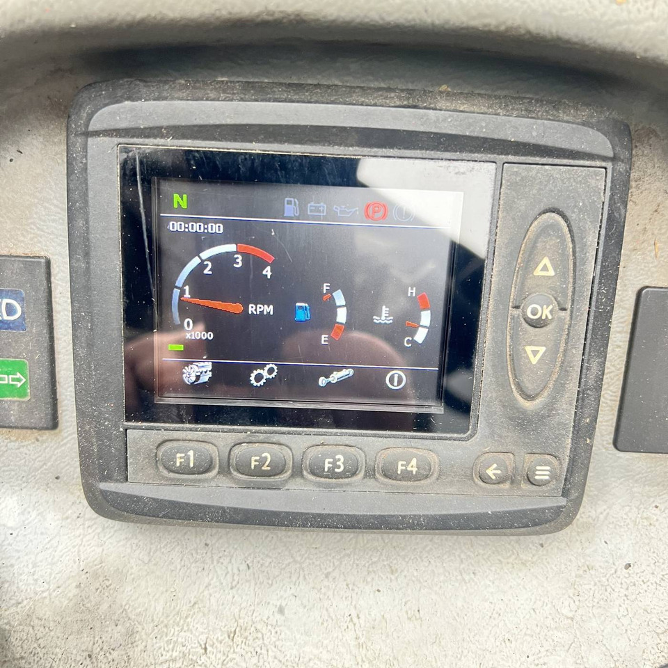 Empilhador a diesel SMV 10-600B: foto 11 Empilhador a diesel SMV 10-600B: foto 11