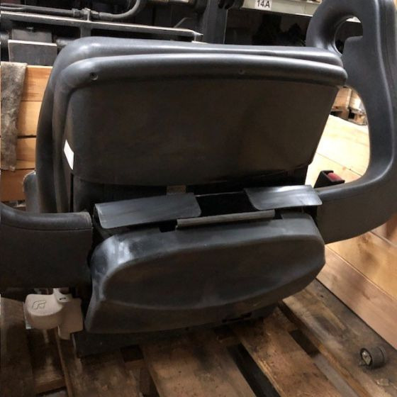 Cabine e interior para Equipamento de movimentação Seat for Crown 2.5FPTT: foto 6