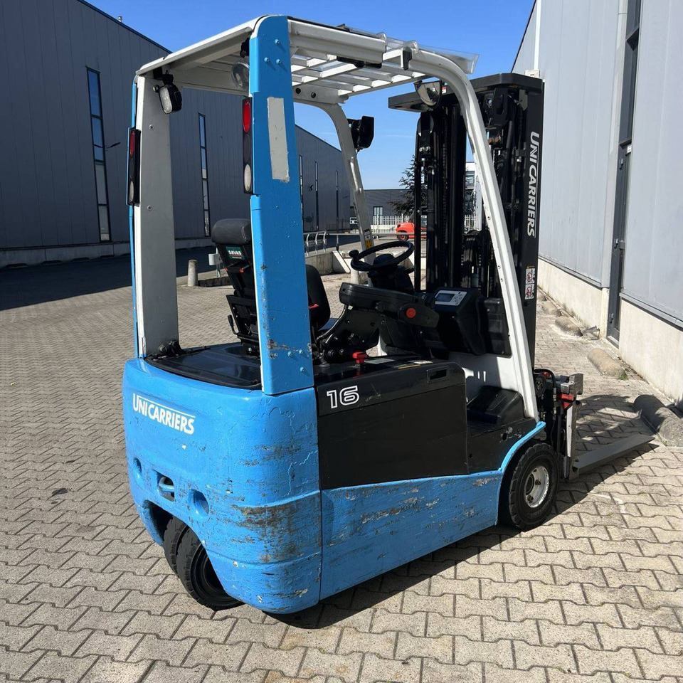 Unicarriers AG1N1L16Q - Empilhador elétrico: foto 3 Unicarriers AG1N1L16Q - Empilhador elétrico: foto 3