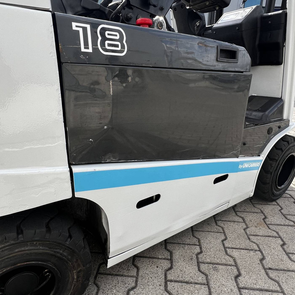 Unicarriers EF18 (JAG1N1L18Q) - Empilhador elétrico: foto 5 Unicarriers EF18 (JAG1N1L18Q) - Empilhador elétrico: foto 5
