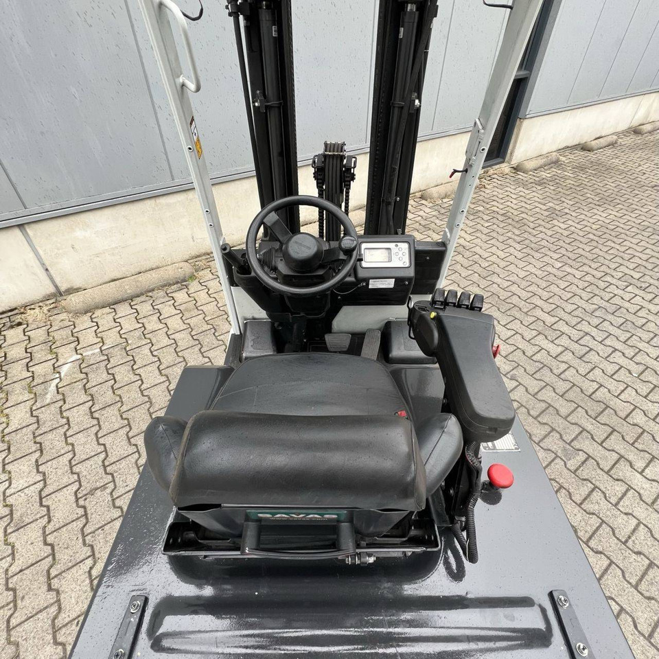 Unicarriers ET16 (AG1N12L16Q) - Empilhador elétrico: foto 3 Unicarriers ET16 (AG1N12L16Q) - Empilhador elétrico: foto 3