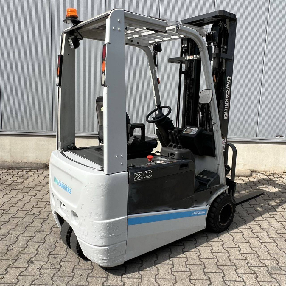 Unicarriers TX3-20L (AG1N1L20Q) - Empilhador elétrico: foto 2 Unicarriers TX3-20L (AG1N1L20Q) - Empilhador elétrico: foto 2