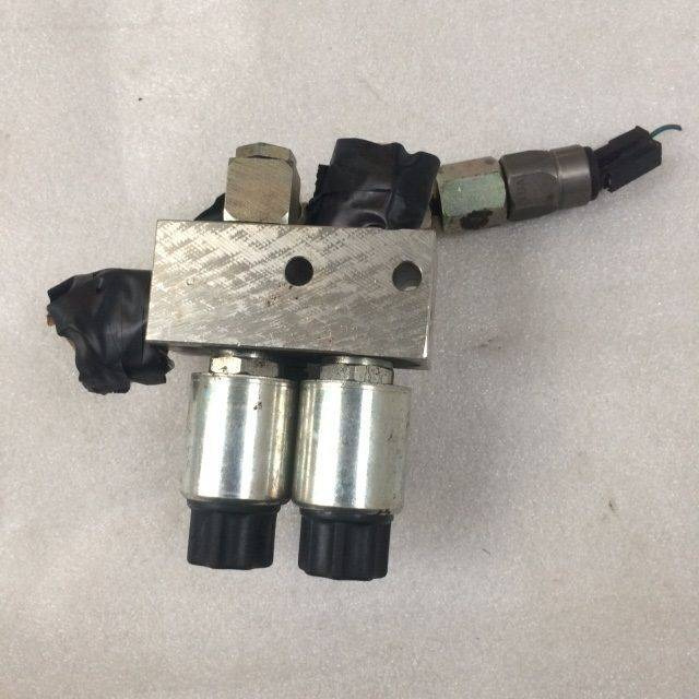 Valve Block for jungheinrich EJE C20 - Válvula hidráulica para Equipamento de movimentação: foto 3 Valve Block for jungheinrich EJE C20 - Válvula hidráulica para Equipamento de movimentação: foto 3