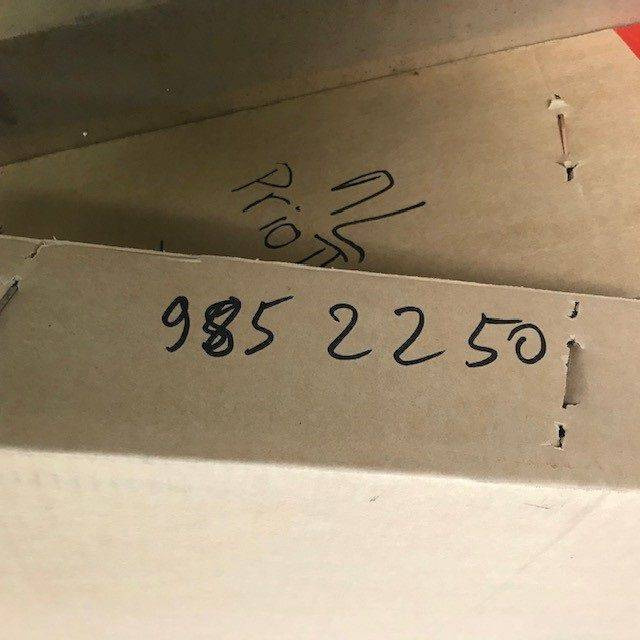 WINDSHIELD GLASS FOR KOMATSU - Vidro e peças para Equipamento de movimentação: foto 2 WINDSHIELD GLASS FOR KOMATSU - Vidro e peças para Equipamento de movimentação: foto 2