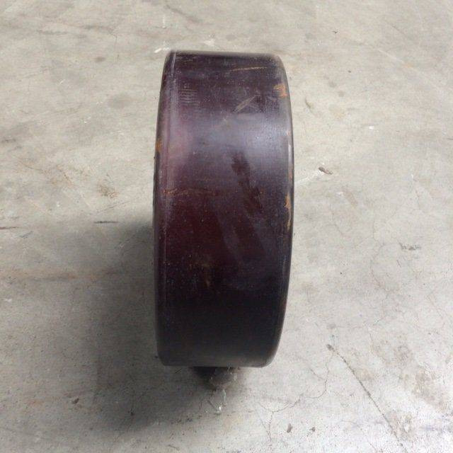 Wheel solid assy for Linde - Direcção para Equipamento de movimentação: foto 1 Wheel solid assy for Linde - Direcção para Equipamento de movimentação: foto 1