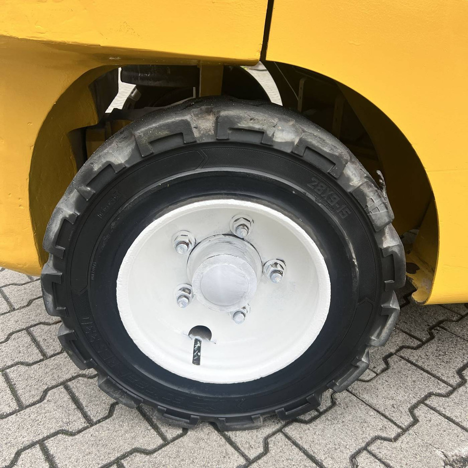 Empilhador a diesel Yale GDP55VX: foto 16 Empilhador a diesel Yale GDP55VX: foto 16