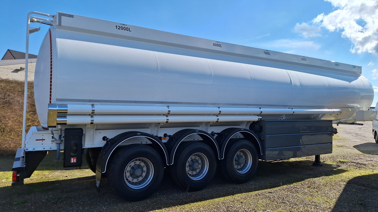 LAG - Semi-reboque cisterna: foto 5 LAG - Semi-reboque cisterna: foto 5