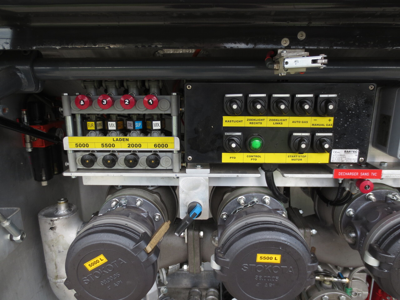 SCANIA G370 - Camião cisterna: foto 3 SCANIA G370 - Camião cisterna: foto 3