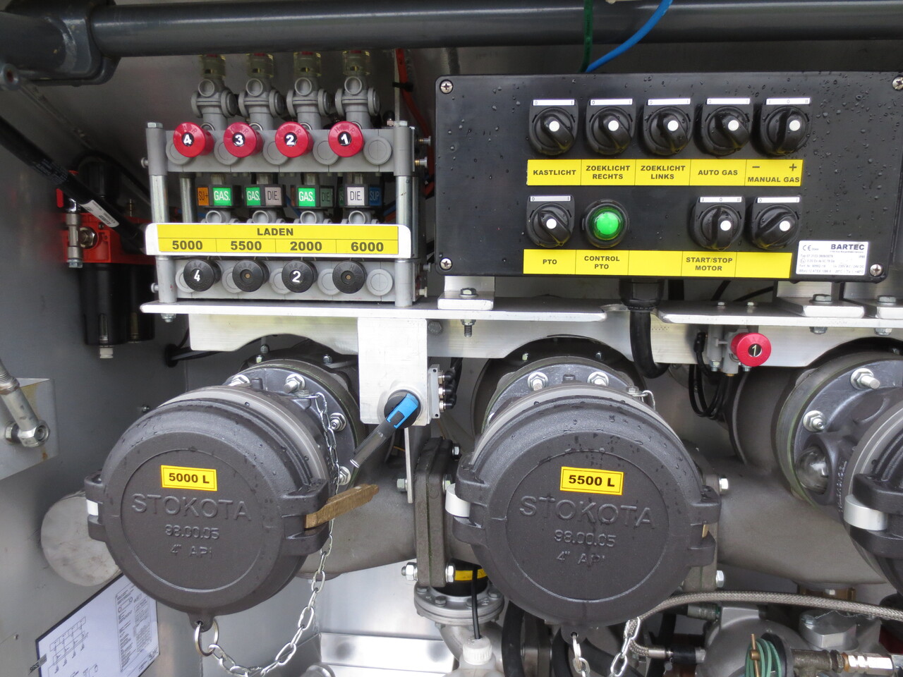 SCANIA G370 - Camião cisterna: foto 2 SCANIA G370 - Camião cisterna: foto 2