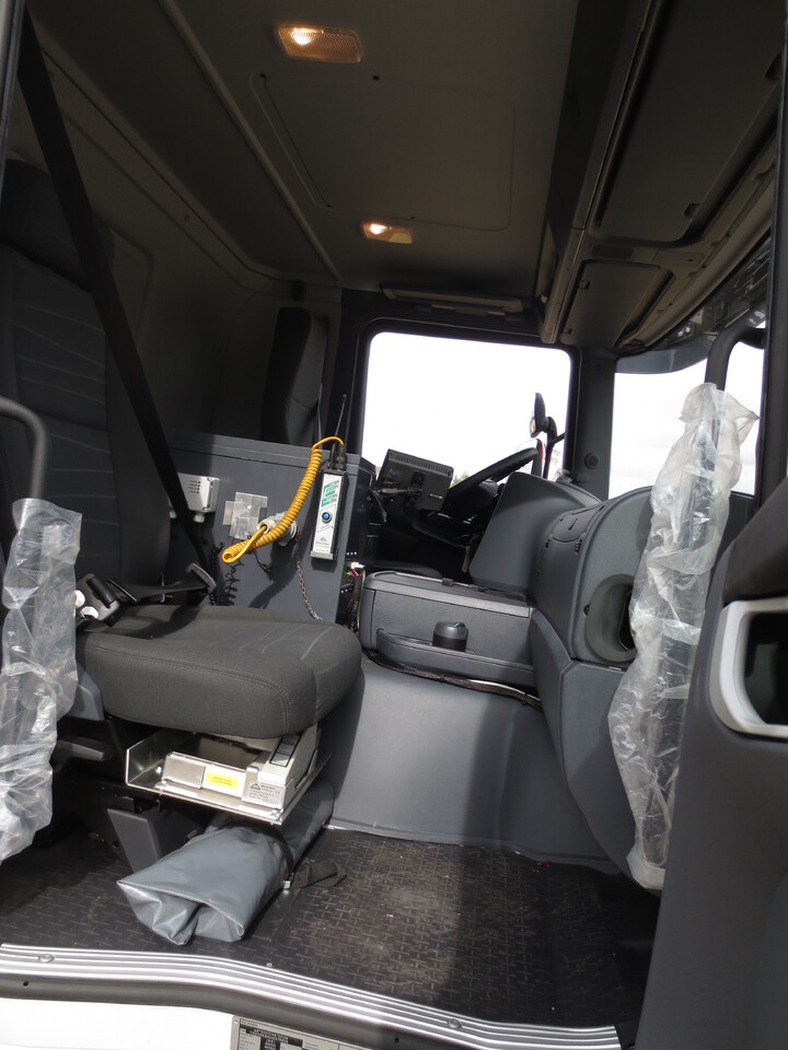 SCANIA G370 - Camião cisterna: foto 4 SCANIA G370 - Camião cisterna: foto 4