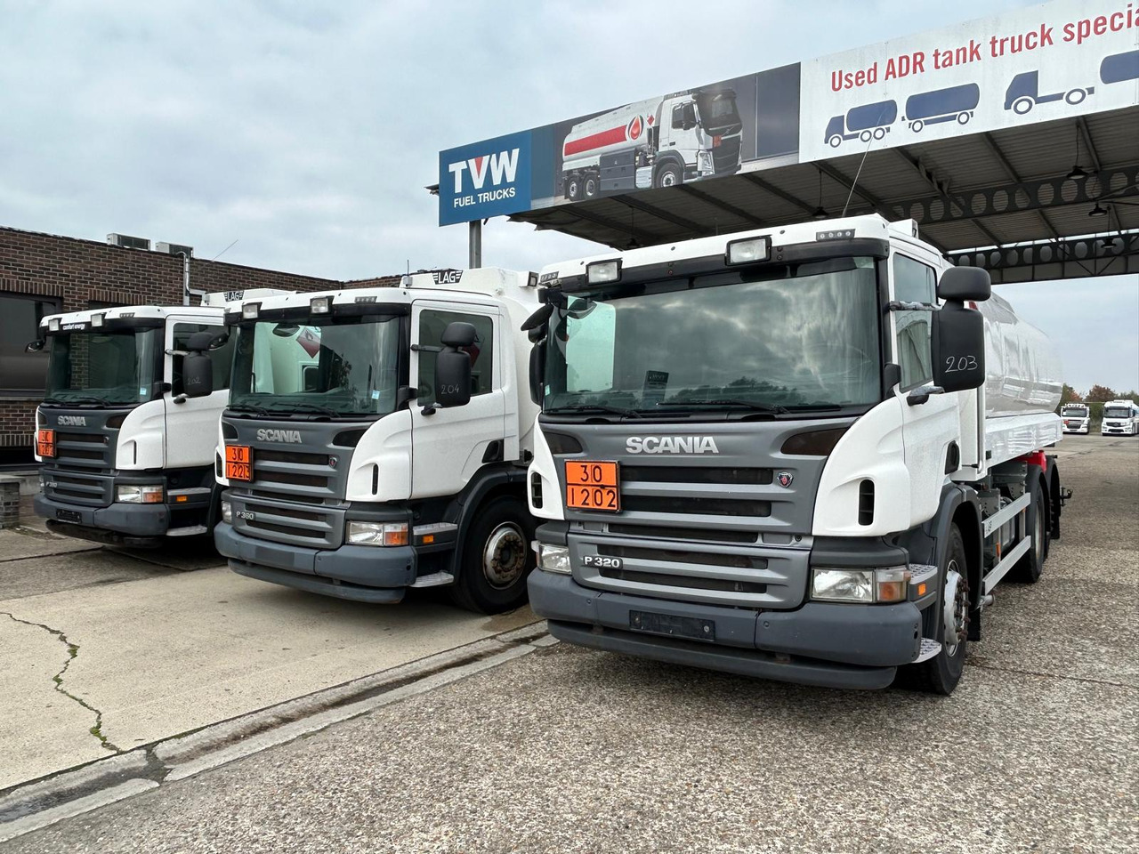 SCANIA P320/P360 (lot of 3) - Camião cisterna: foto 1 SCANIA P320/P360 (lot of 3) - Camião cisterna: foto 1