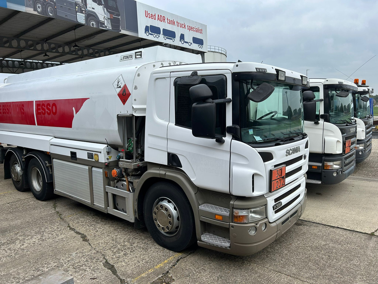 SCANIA PRT, P310, P380 (lot of 3) - Camião cisterna: foto 3 SCANIA PRT, P310, P380 (lot of 3) - Camião cisterna: foto 3