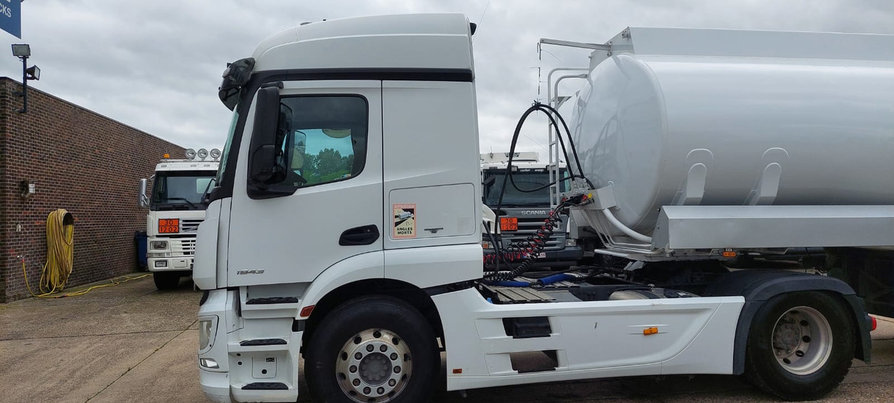 MERCEDES Actros - Tractor: foto 5 MERCEDES Actros - Tractor: foto 5