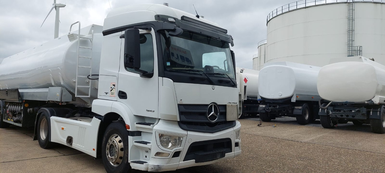 MERCEDES Actros - Tractor: foto 3 MERCEDES Actros - Tractor: foto 3