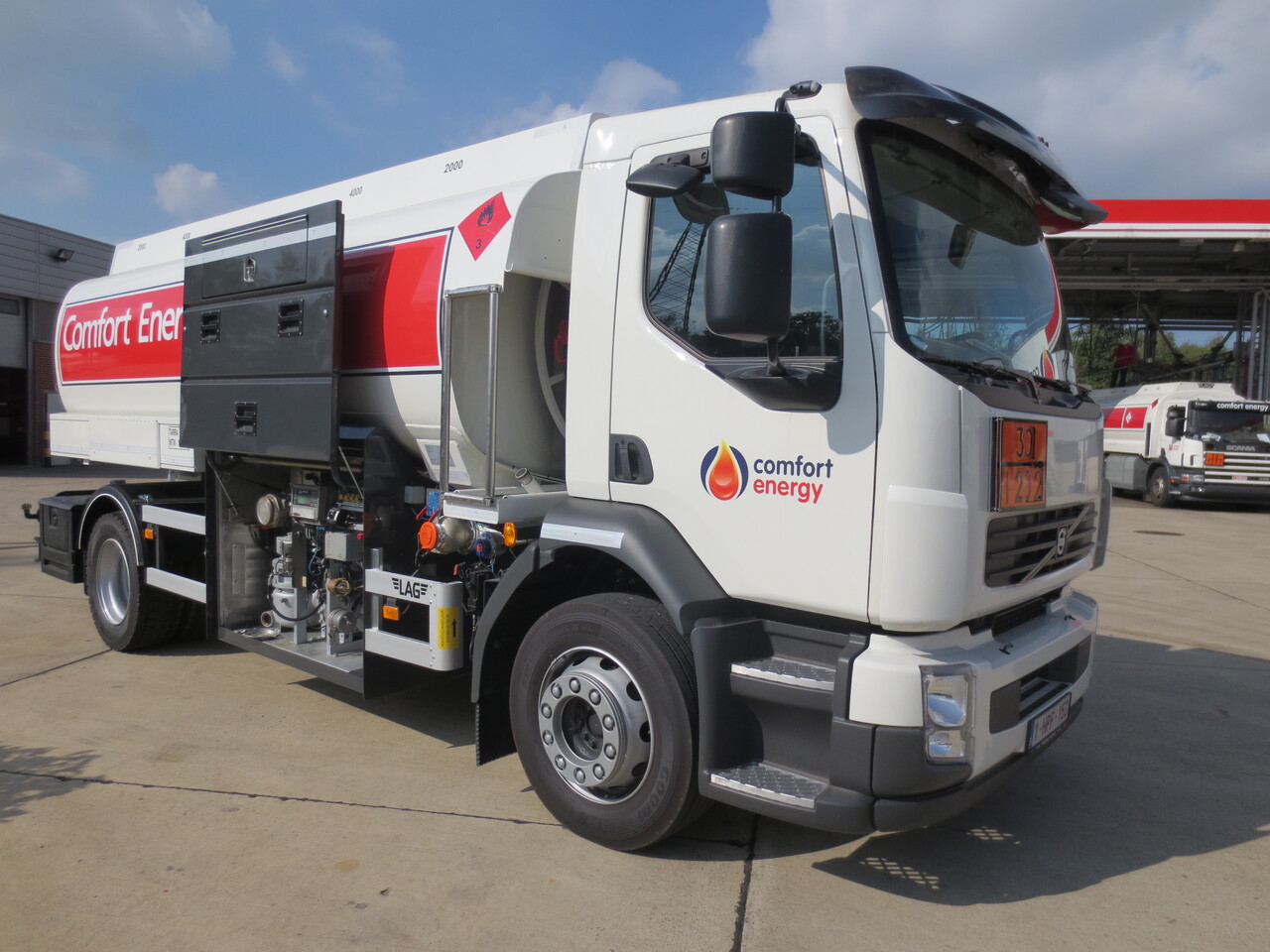 VOLVO FL - Camião cisterna: foto 4 VOLVO FL - Camião cisterna: foto 4