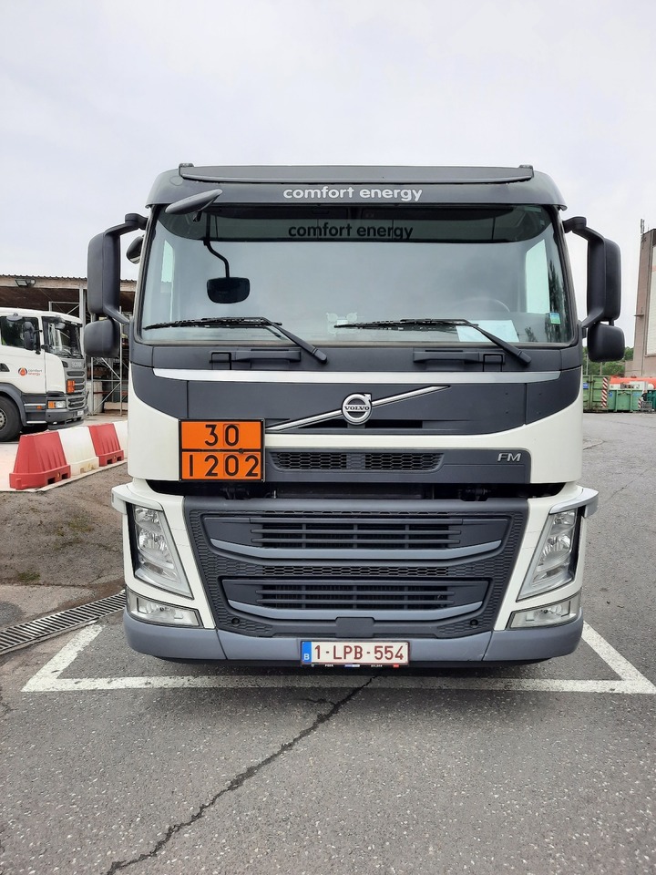 VOLVO FM - Camião cisterna: foto 4 VOLVO FM - Camião cisterna: foto 4