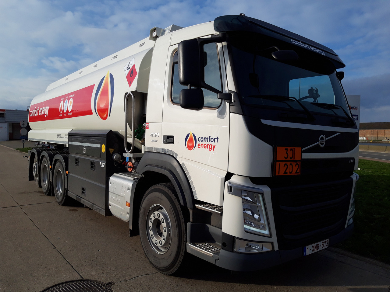 Camião cisterna VOLVO FM: foto 7