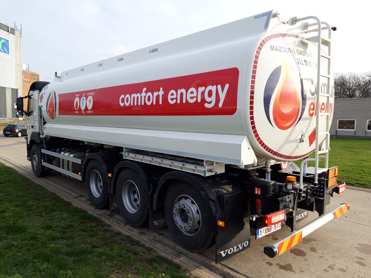 Camião cisterna VOLVO FM: foto 10