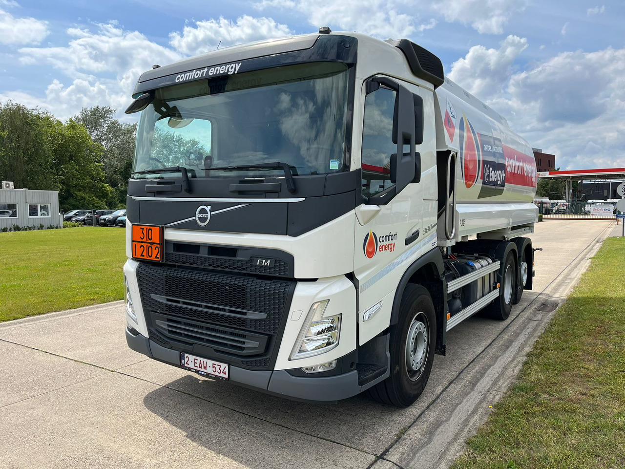 VOLVO FM - Camião cisterna: foto 1 VOLVO FM - Camião cisterna: foto 1