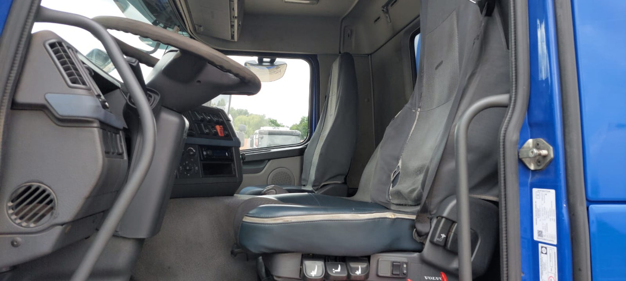 VOLVO FM - Camião cisterna: foto 5 VOLVO FM - Camião cisterna: foto 5