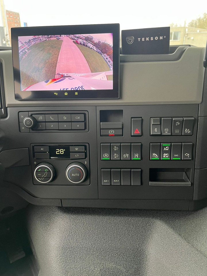 VOLVO FM380 - Camião cisterna: foto 4 VOLVO FM380 - Camião cisterna: foto 4