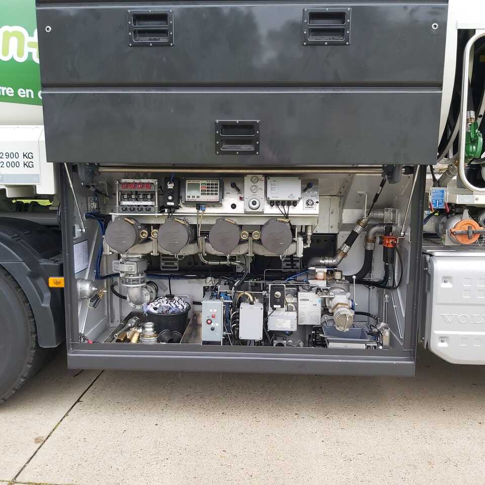 Locação financeira de VOLVO FM430HP VOLVO FM430HP: foto 13