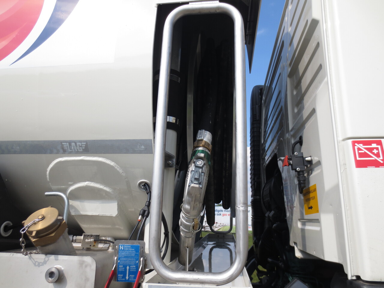 Camião cisterna Volvo FM: foto 6