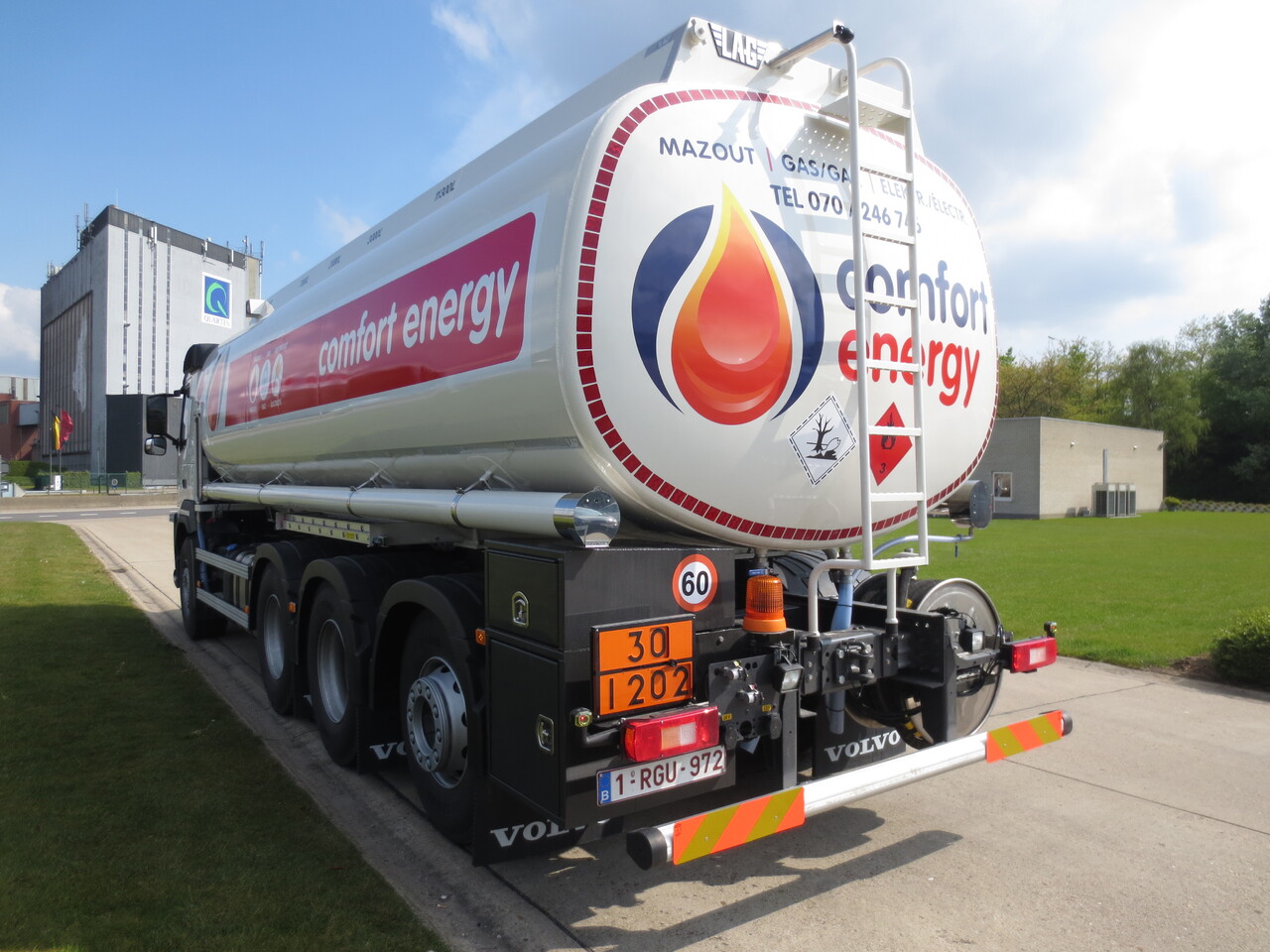 Camião cisterna Volvo FM: foto 14