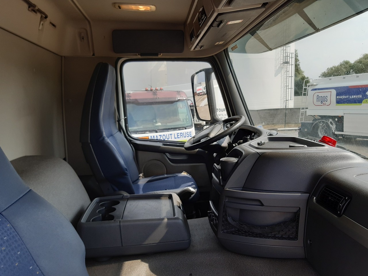 Volvo FMFH - Camião cisterna: foto 4 Volvo FMFH - Camião cisterna: foto 4