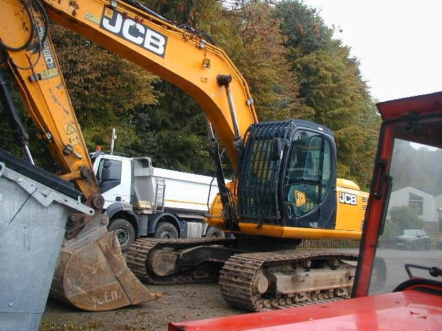 JCB JS220LCT4 JCB JS220LCT4 - Escavadora de rastos: foto 3 JCB JS220LCT4 JCB JS220LCT4 - Escavadora de rastos: foto 3