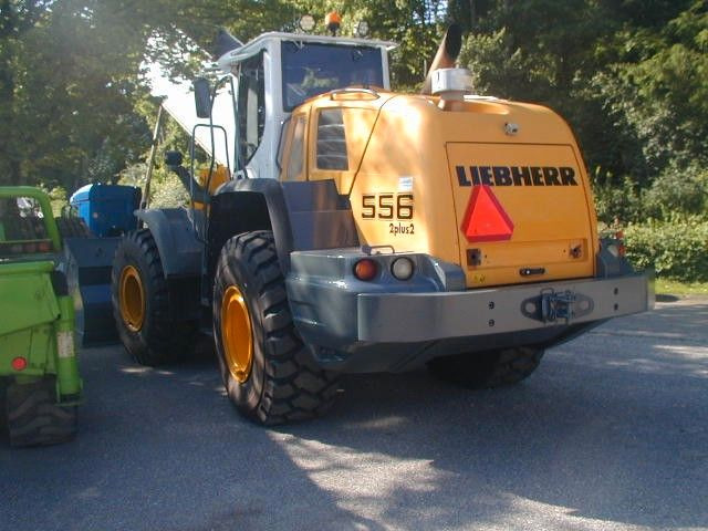 Liebherr L556 2plus2 - Pá carregadora de rodas: foto 4 Liebherr L556 2plus2 - Pá carregadora de rodas: foto 4