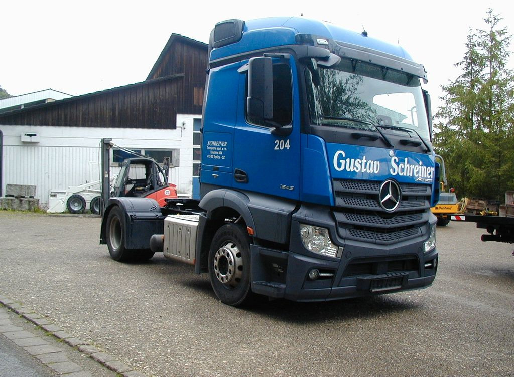 Mercedes-Benz Actros 1843 - Tractor: foto 1 Mercedes-Benz Actros 1843 - Tractor: foto 1