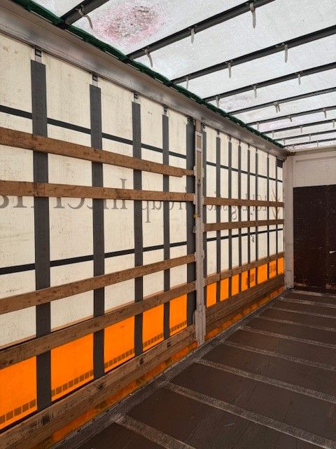 Locação financeira de  Krone 2 x WB 7,82 Jumbo, Hubdach, Edscha + Anh. Tandem Krone 2 x WB 7,82 Jumbo, Hubdach, Edscha + Anh. Tandem: foto 10