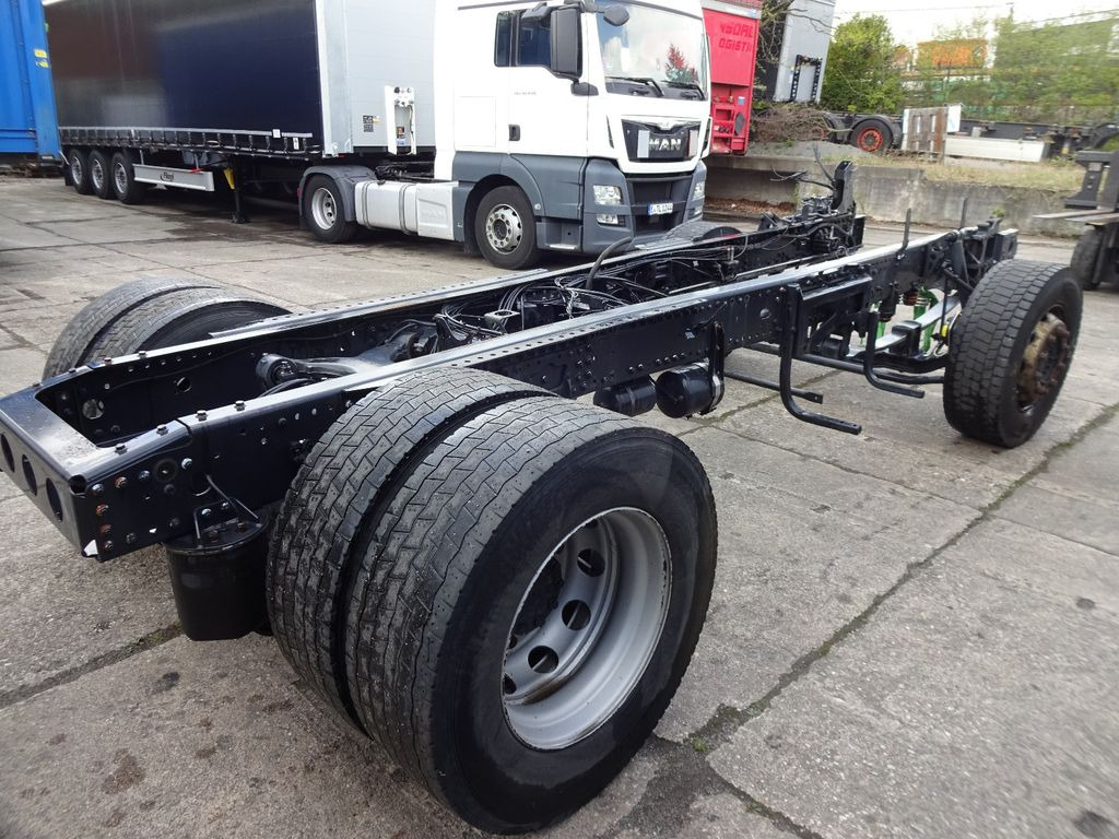 MAN TGX 18.480, Chassis mit Hinterachse, Bj-2016 - Estrutura/ Châssis para Camião: foto 5 MAN TGX 18.480, Chassis mit Hinterachse, Bj-2016 - Estrutura/ Châssis para Camião: foto 5